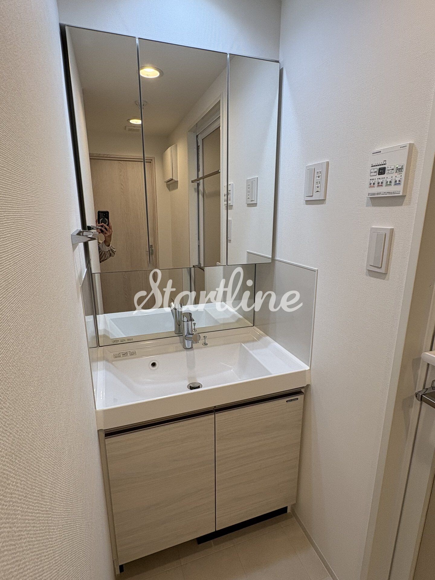 コンフォリア東葛西の物件内観写真