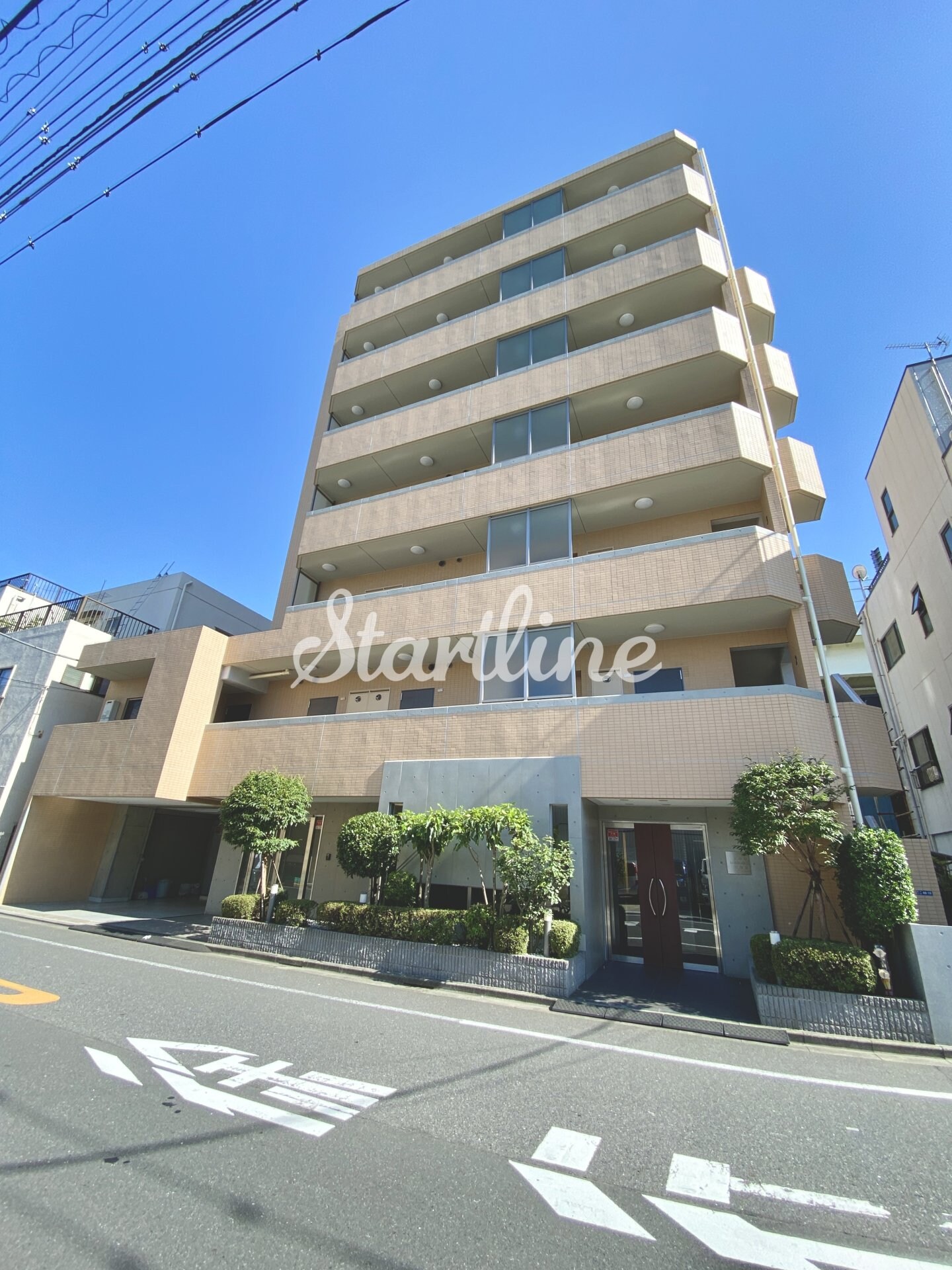 ルノンキュールの物件外観写真