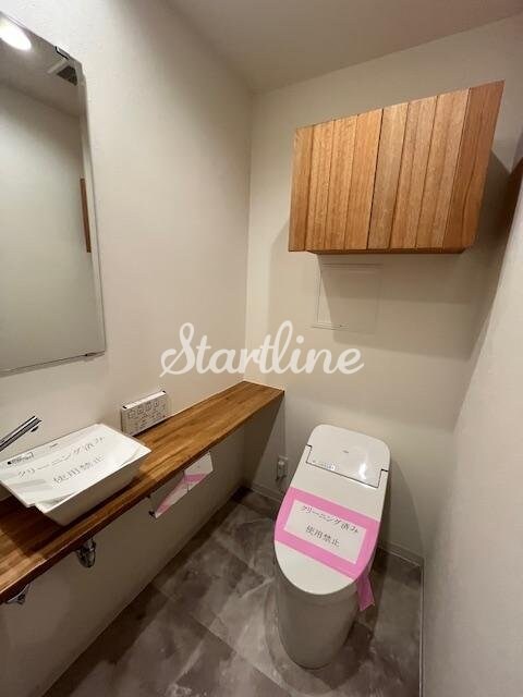 西麻布ホームズの物件内観写真