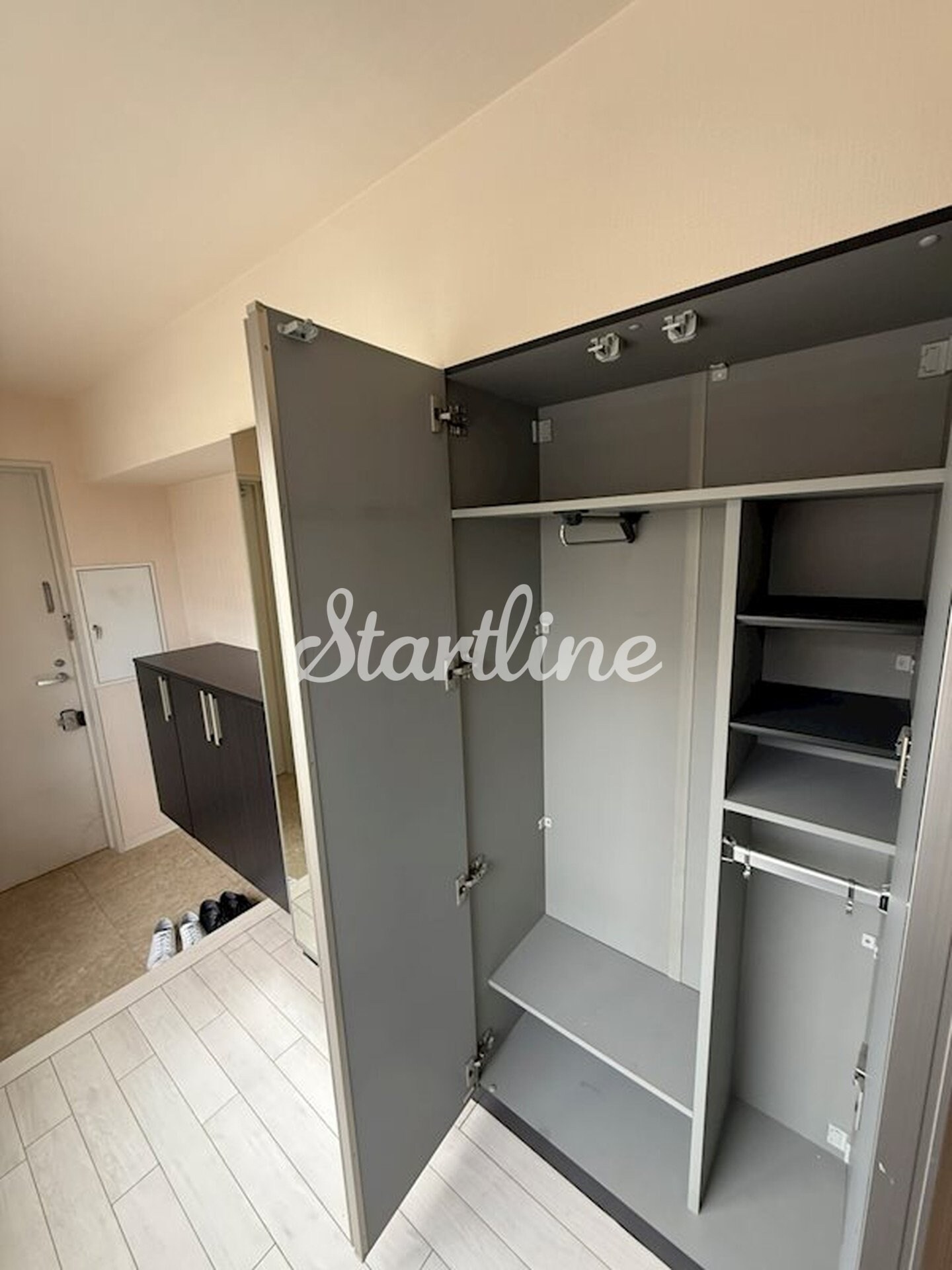 南青山ロイヤルハイツの物件内観写真