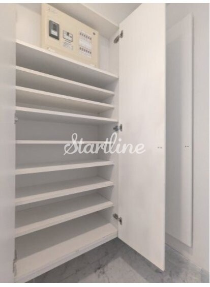 MG目黒駅前（エムジー目黒駅前）の物件内観写真