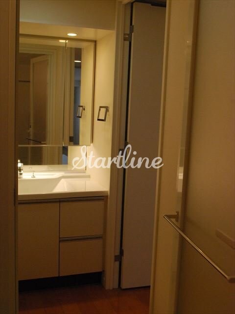 アジリア南麻布J'sの物件内観写真