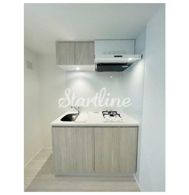 エストゥルース羽田の物件内観写真