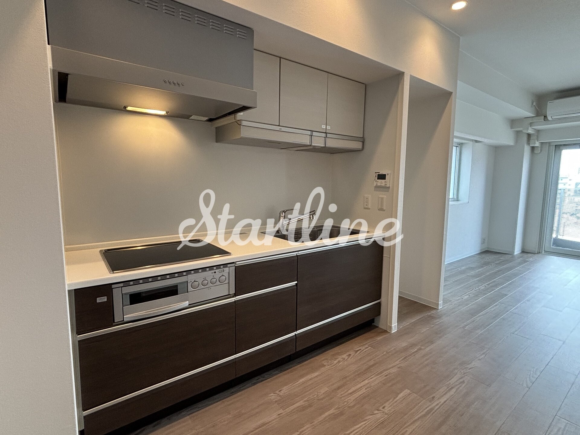 コスモリード新宿余丁町の物件内観写真