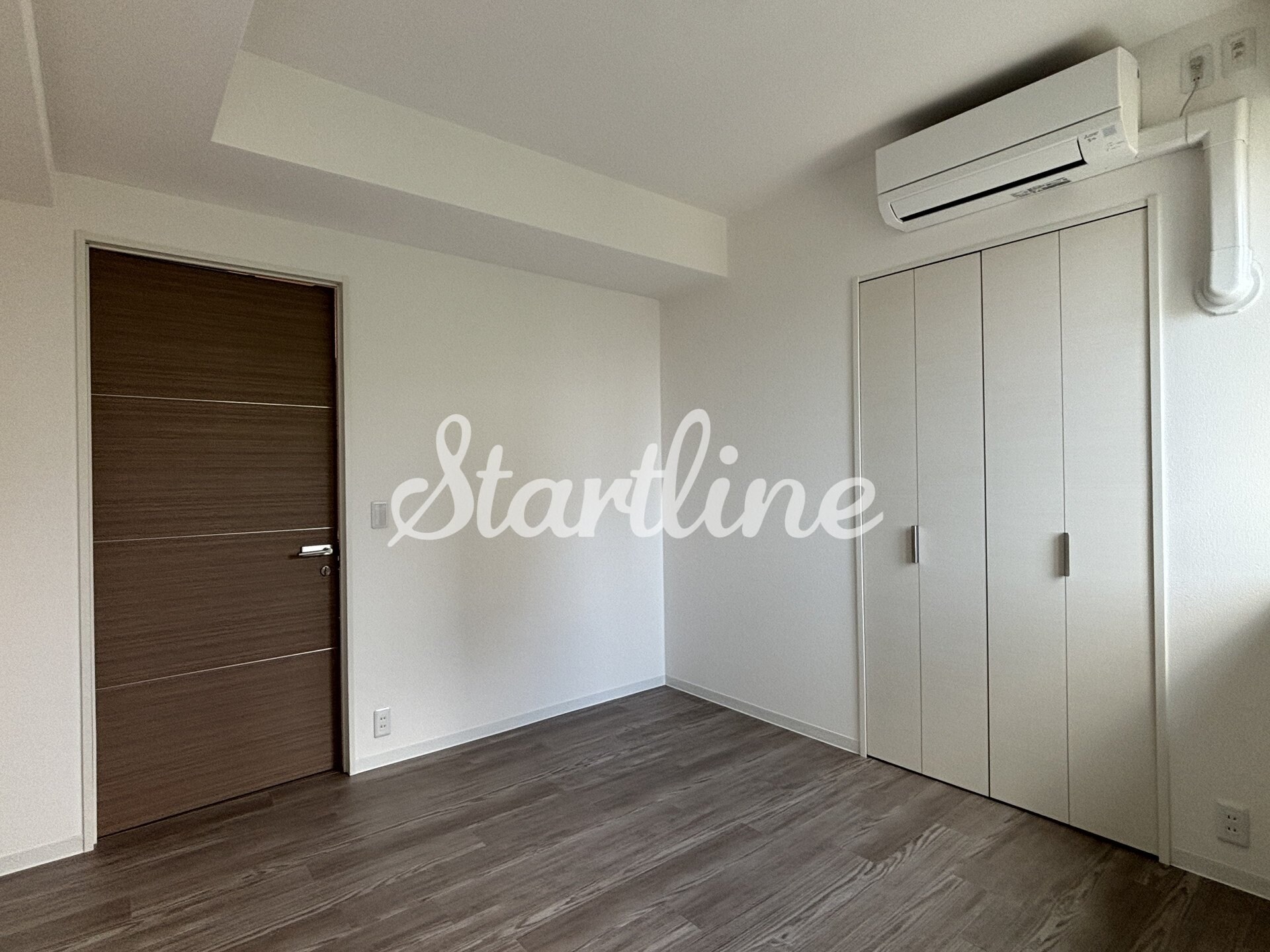 コスモリード新宿余丁町の物件内観写真