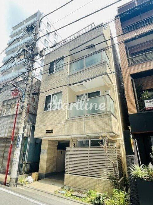 セントル四ツ谷の物件外観写真