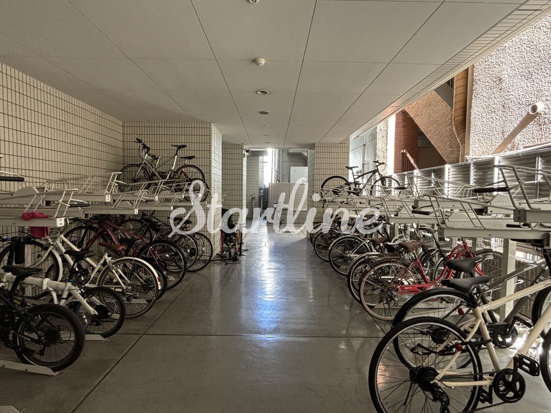 ガーラプレイス新宿御苑の物件内観写真