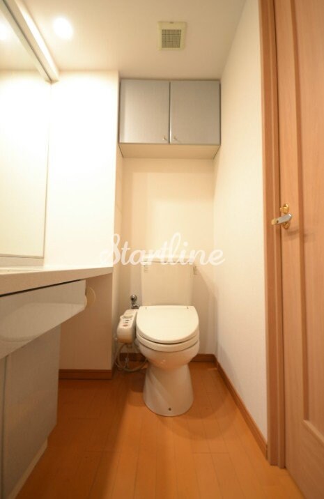 アクロス新宿の物件内観写真