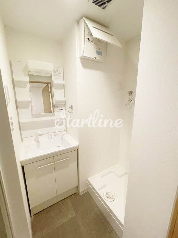 FLレジデンス新宿IIIの物件内観写真