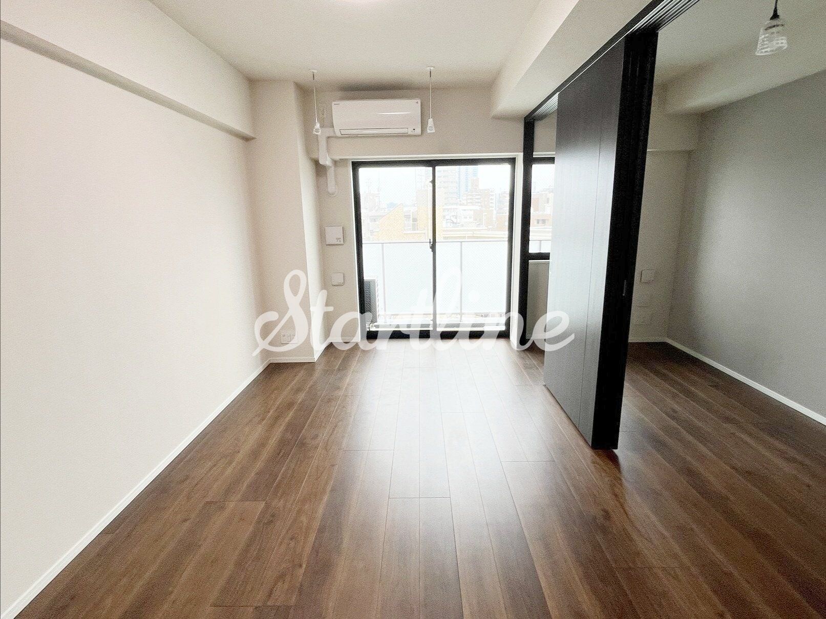 市谷台町坂フロントの物件内観写真