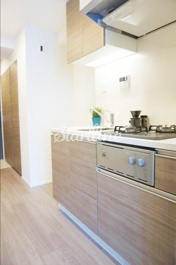 コンフォリア東新宿ステーションフロントの物件内観写真