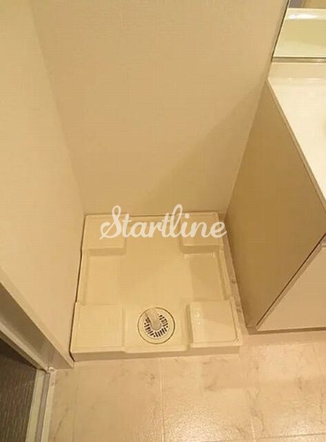 エスティメゾン東新宿の物件内観写真