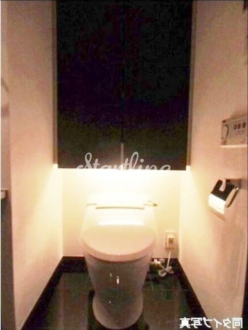 コンフォリア北参道　の物件内観写真