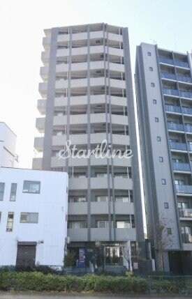 スカイコート新宿壱番館の物件外観写真