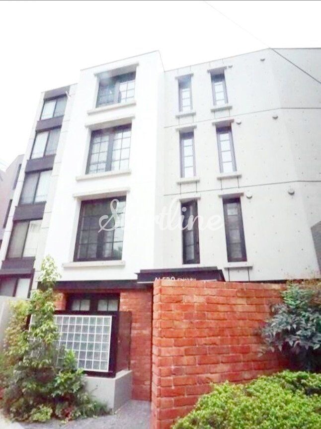 ルクレ東新宿の物件外観写真