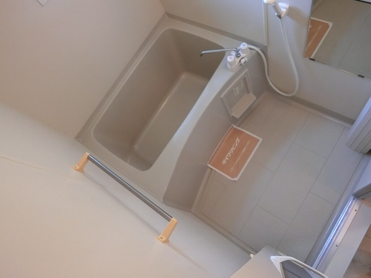 明石駅 バス17分  玉津インター前下車：停歩8分 2階の物件内観写真