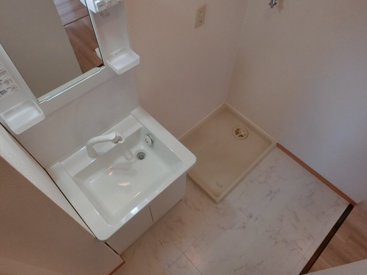 明石駅 バス17分  玉津インター前下車：停歩8分 2階の物件内観写真