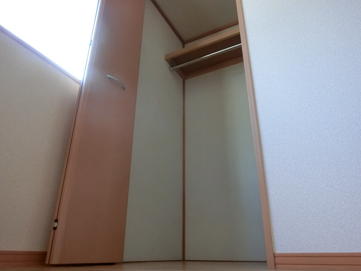 明石駅 バス17分  玉津インター前下車：停歩8分 2階の物件内観写真