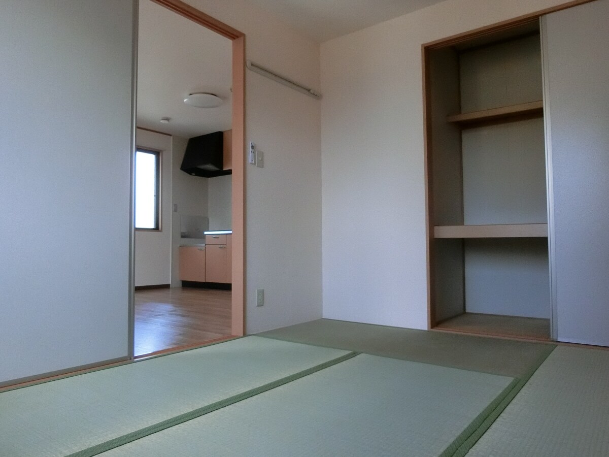 明石駅 バス17分  玉津インター前下車：停歩8分 2階の物件内観写真