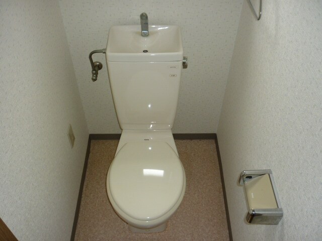 西明石駅 徒歩4分 9階の物件内観写真