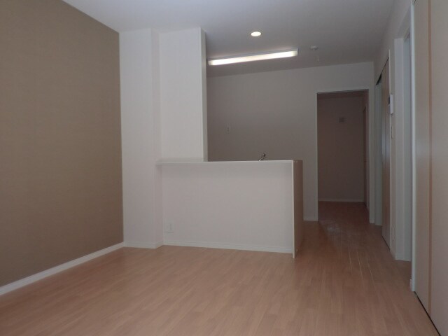 大久保駅 バス10分  金ヶ崎下車：停歩7分 1階の物件内観写真