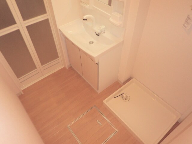 大久保駅 バス10分  金ヶ崎下車：停歩7分 1階の物件内観写真