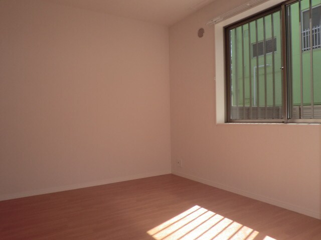 大久保駅 バス10分  金ヶ崎下車：停歩7分 1階の物件内観写真