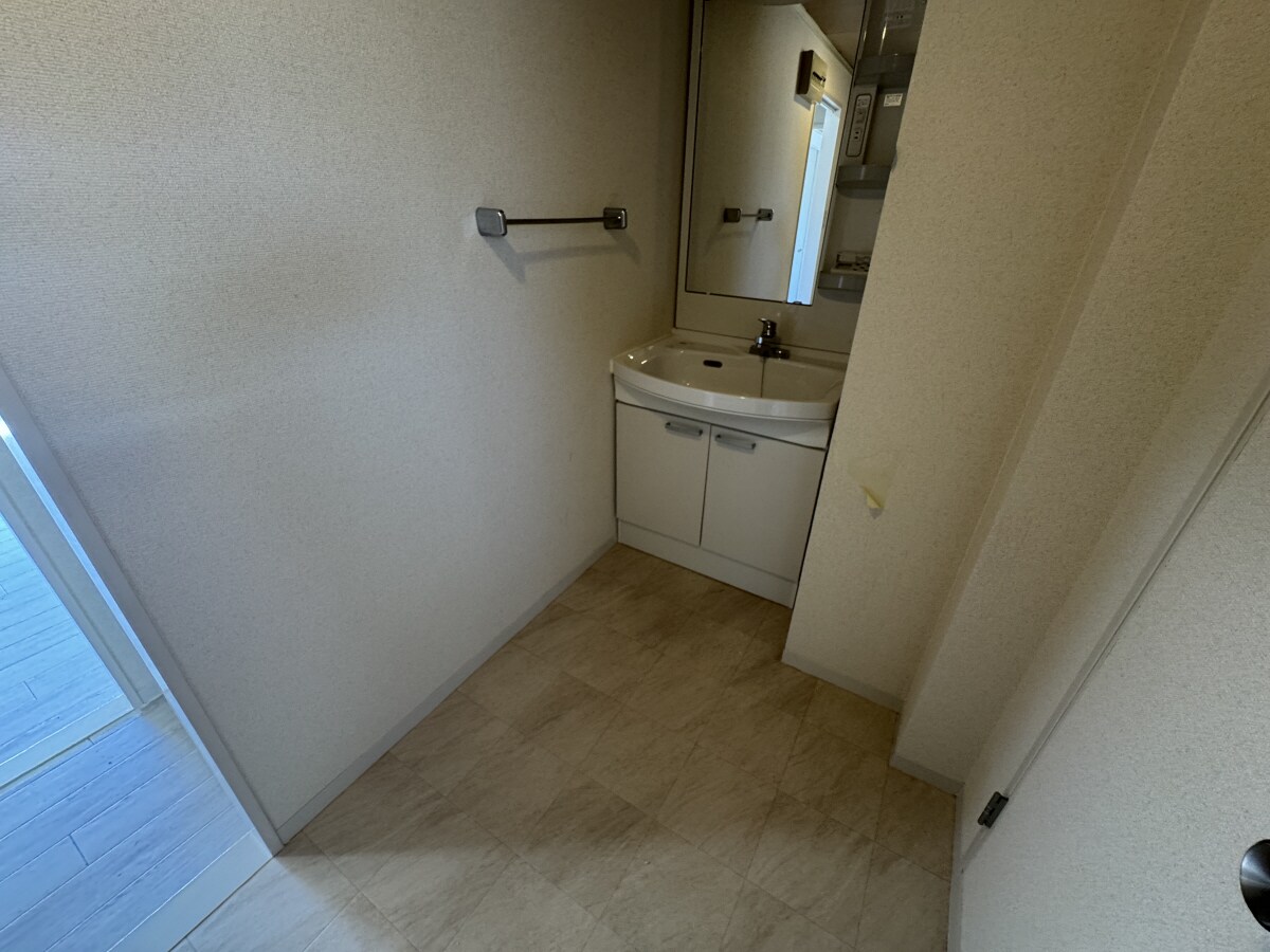 伊川谷駅 バス12分  北別府3丁目下車：停歩3分 2階の物件内観写真