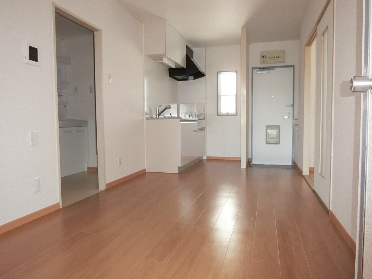 明石駅 バス13分  伊川谷小学校前下車：停歩7分 1階の物件内観写真