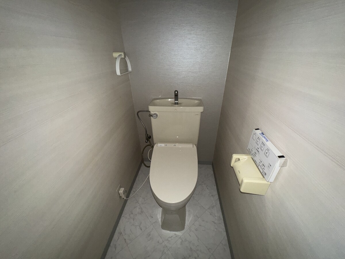 明石駅 バス12分  石塚下車：停歩1分 2階の物件内観写真