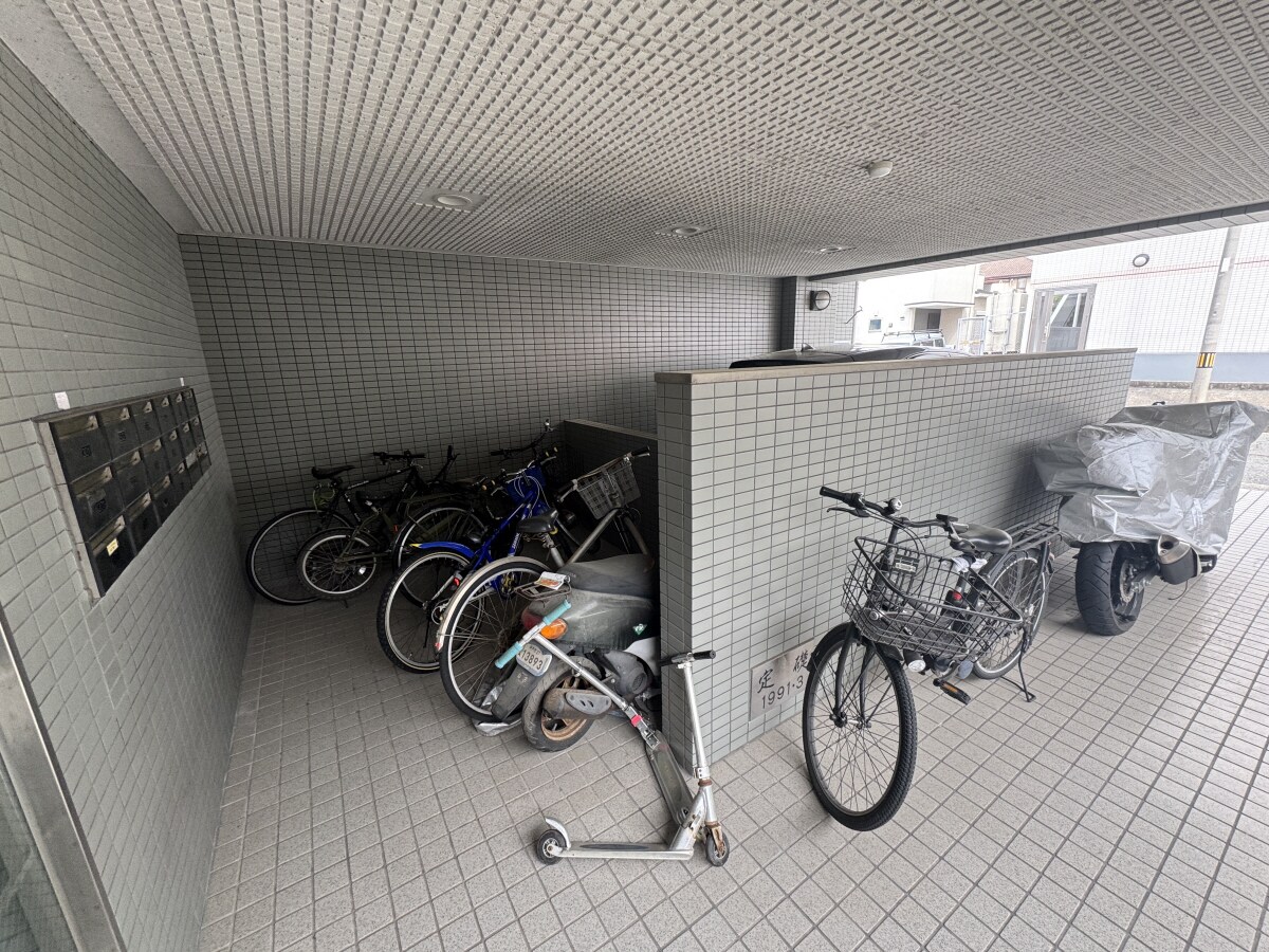 明石駅 バス12分  石塚下車：停歩1分 2階の物件内観写真