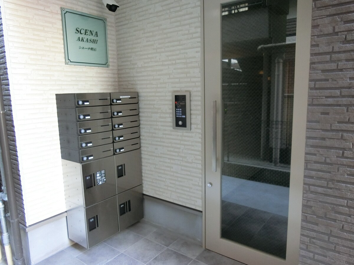 西新町駅 徒歩3分 1階の物件外観写真