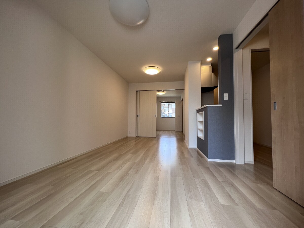 明石駅 バス11分  井出下車：停歩2分 2階の物件内観写真