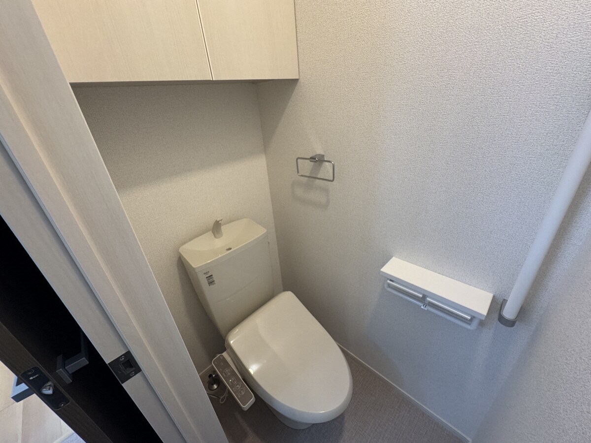 土山駅 バス5分  泥ヶ谷下車：停歩2分 1階の物件内観写真