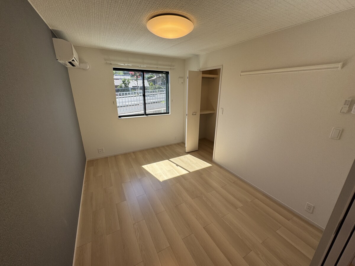 土山駅 バス5分  泥ヶ谷下車：停歩2分 1階の物件内観写真