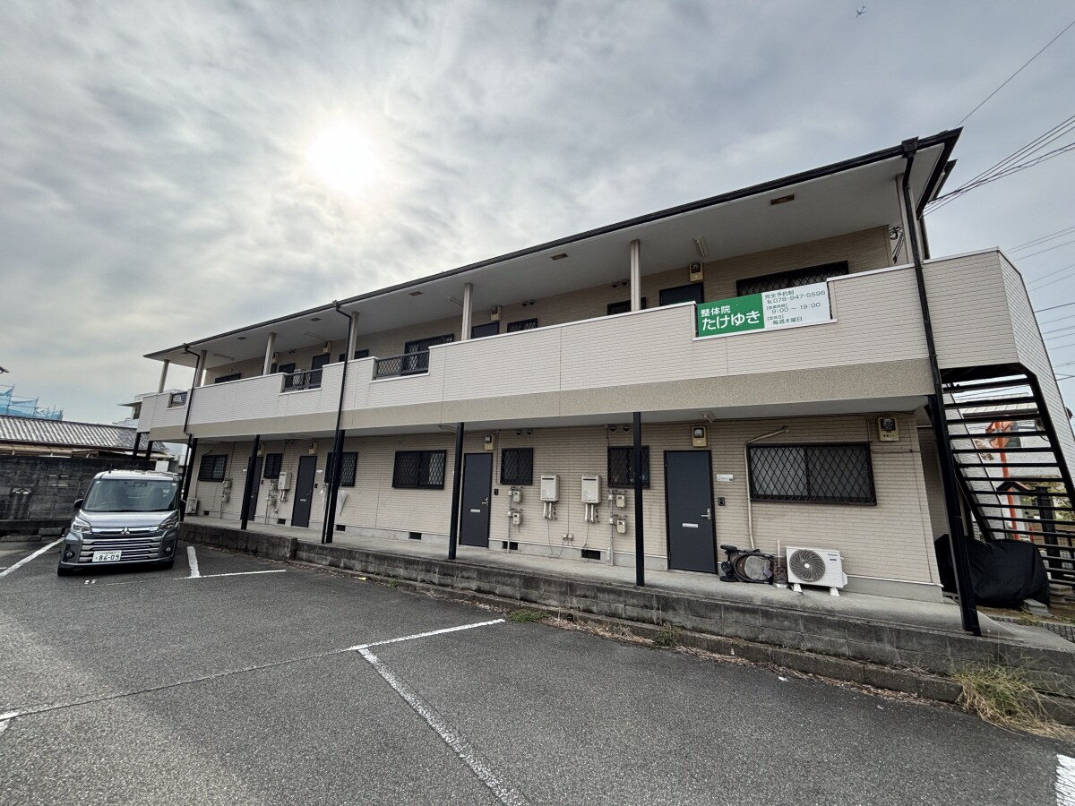 魚住駅 徒歩4分 2階の物件外観写真