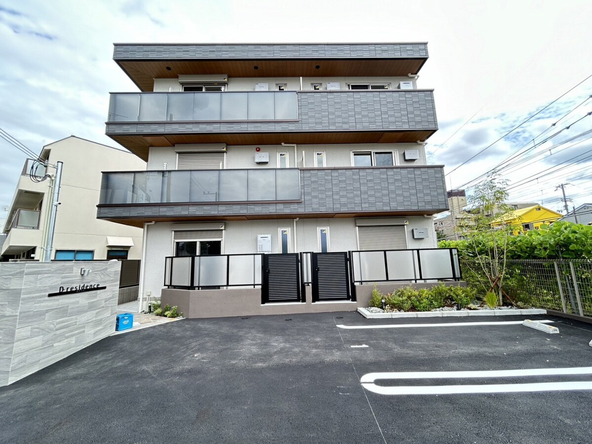 D-residence南芥川町の物件外観写真