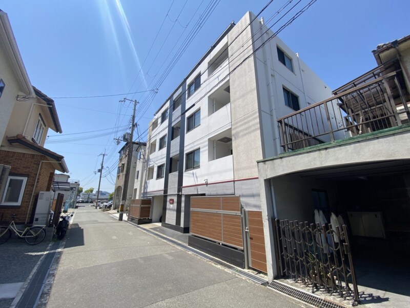 Cｌair市役所前の物件外観写真