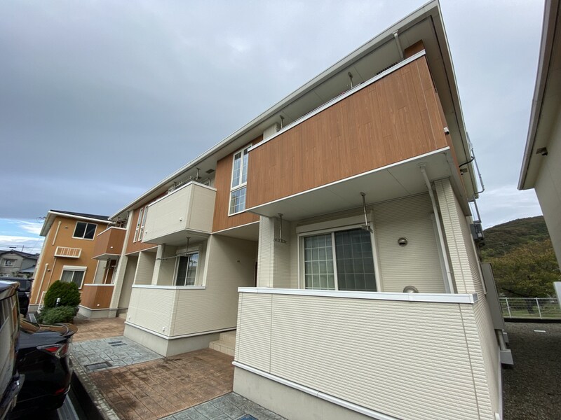 シンシンハウスBの物件外観写真