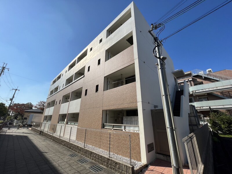 フラッツ・アイⅢの物件外観写真