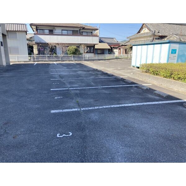 佐保の物件外観写真