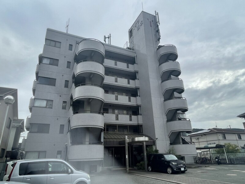 ラグレイス姫路の物件外観写真