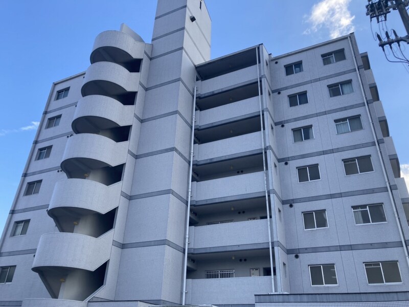 ハイツ赤坂の物件外観写真