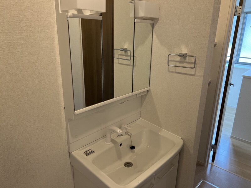 メゾン・カルムBの物件内観写真