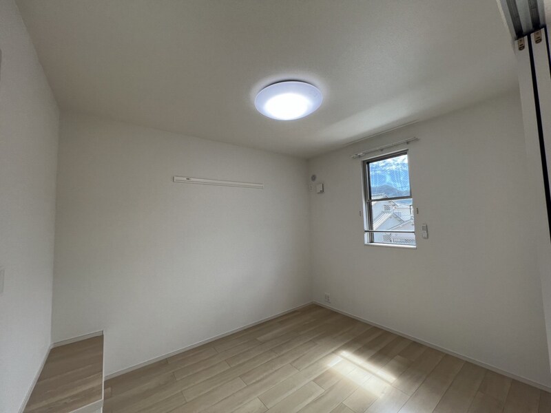 メゾン・カルムBの物件内観写真