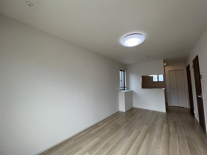 メゾン・カルムBの物件内観写真