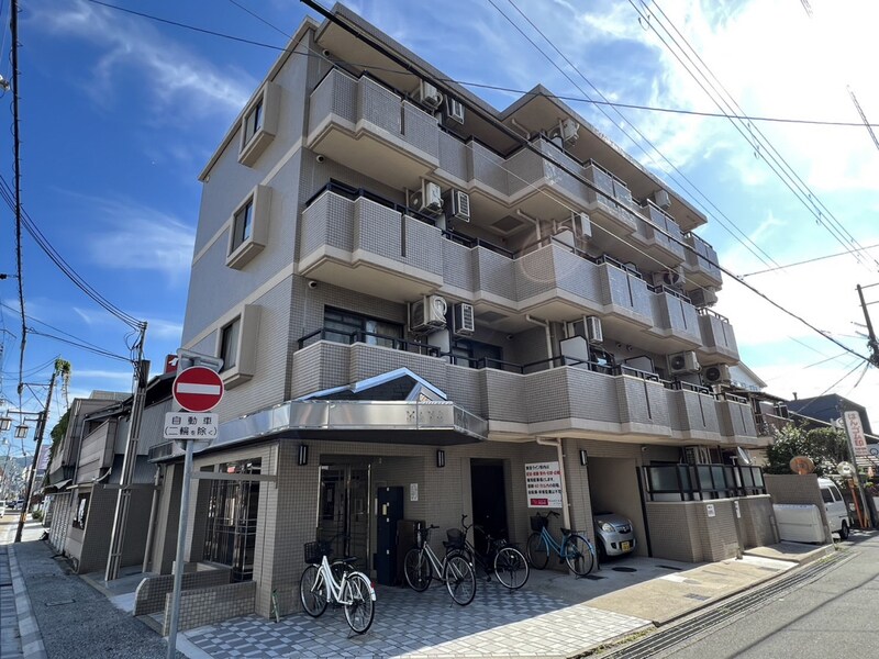 シャトー姫路の物件外観写真