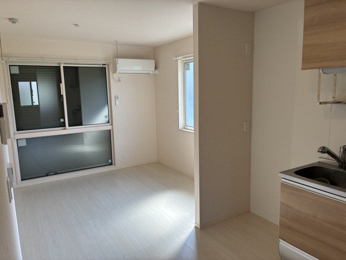 ラフィーネ亀山の物件内観写真