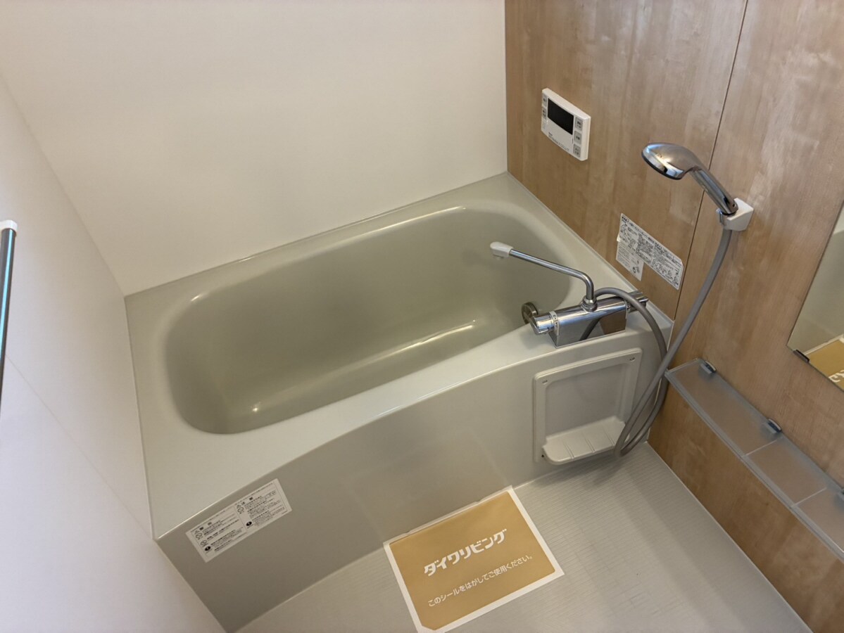 ラフィーネ亀山の物件内観写真