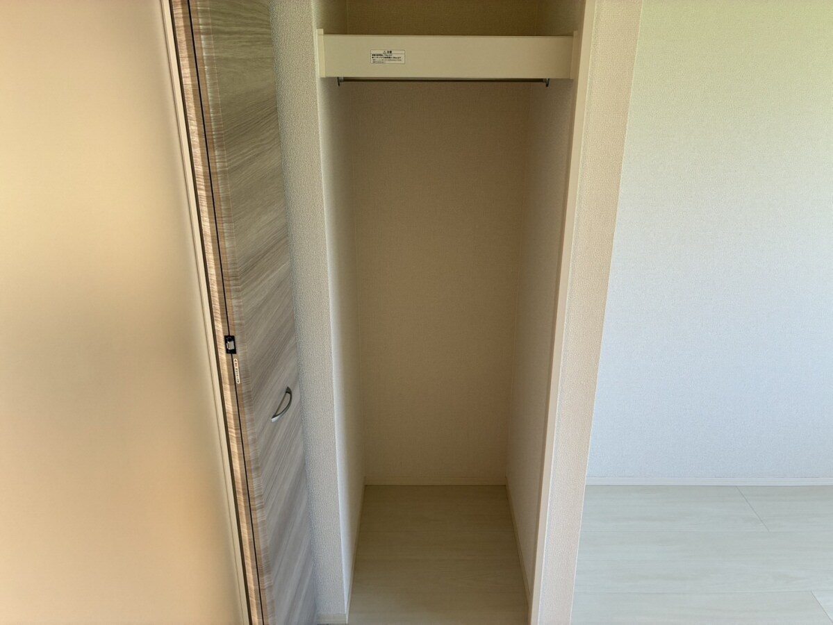 ラフィーネ亀山の物件内観写真